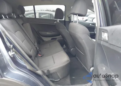 2020 Kia Sportage Lx z USA, uszkodzony, nr VIN KNDPM3AC4L7771778